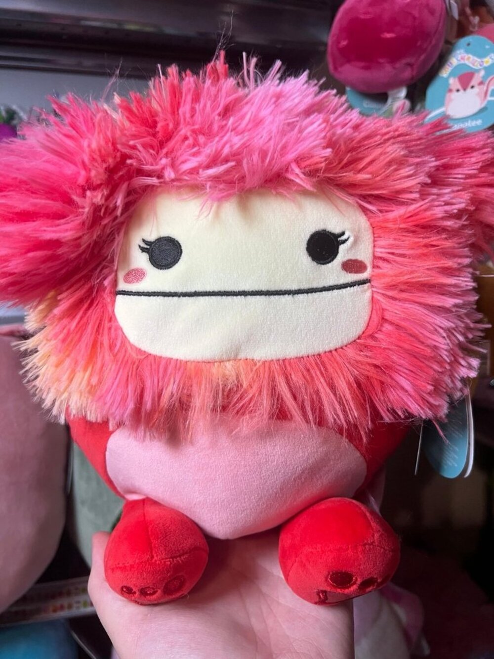 *NEW RELEASE* 8" Zinnia the Red Bigfoot Squishmallow NWT 2026 FIRST TO MARKET